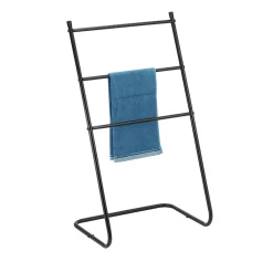 Gifi Equipement Douche^Porte serviette sur pied en métal noir