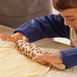 Hot Gifi Rouleau à pâtisserie en bois gravé décor Noël Ø5x35cm